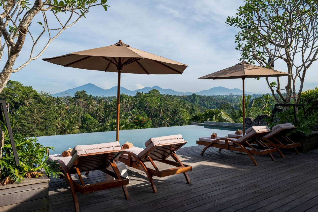 Adiwana Bisma Hotell Ubud Exteriör bild The view from the pool at the Alila Manggis