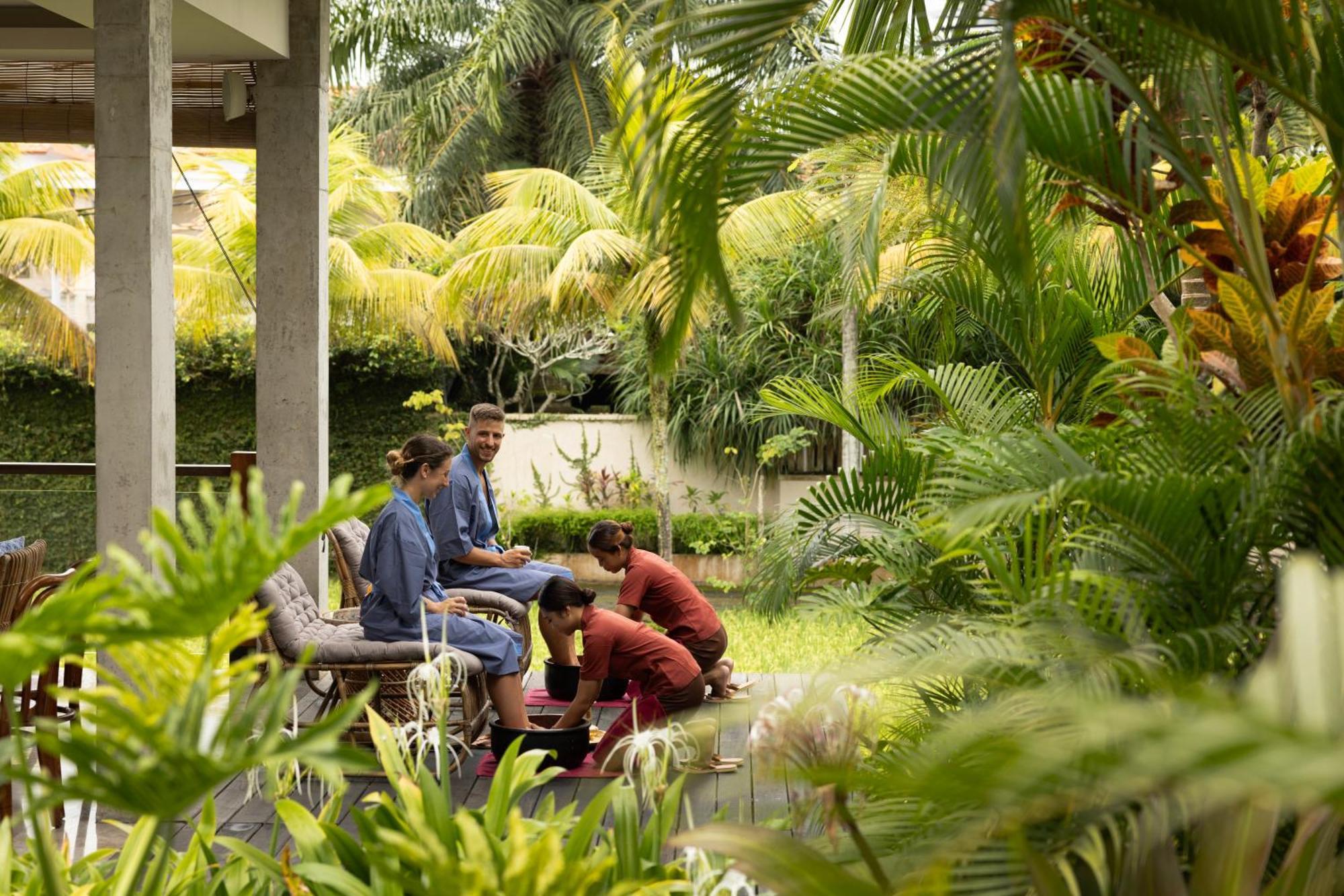 Adiwana Bisma Hotell Ubud Exteriör bild A spa in Bali, Indonesia